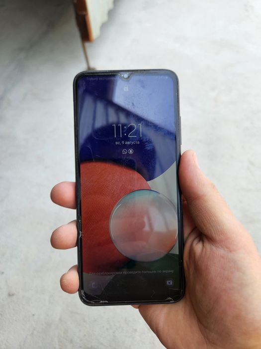 Samsung a22 5g 4/64 kamerasi yaxshi zaryakasi Anchaga yetadi qotmidi
