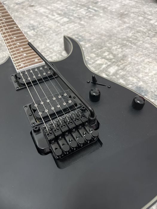 Электрогитара Ibanez RG320EXZ