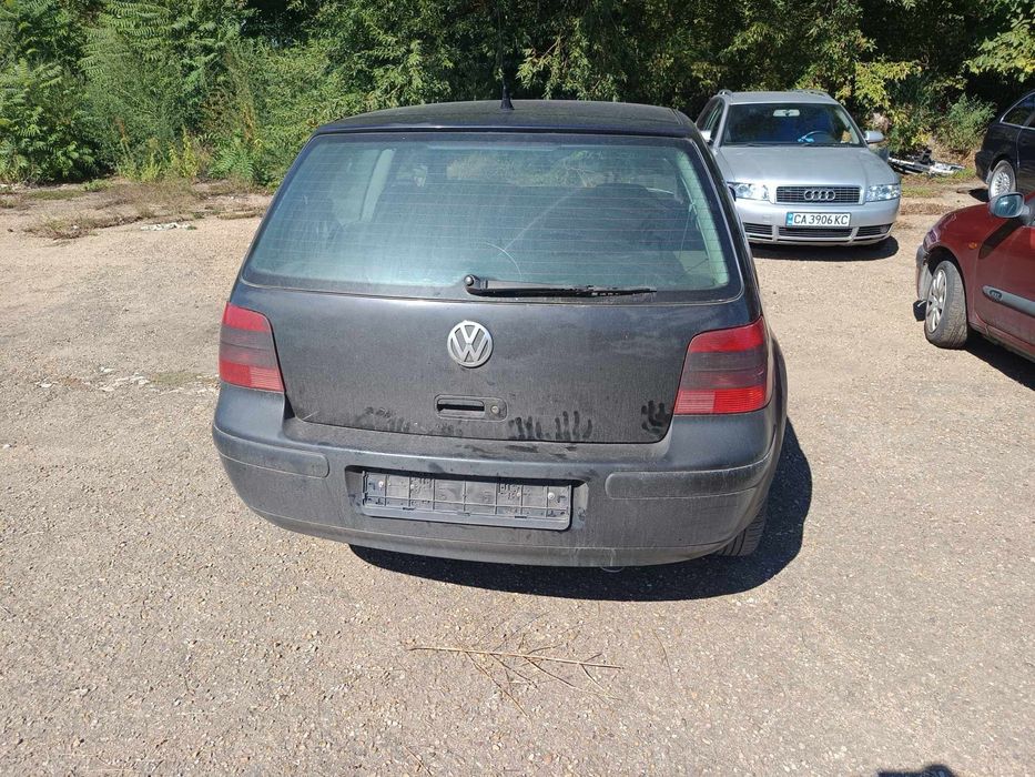 Golf 4 1.6 sr на части