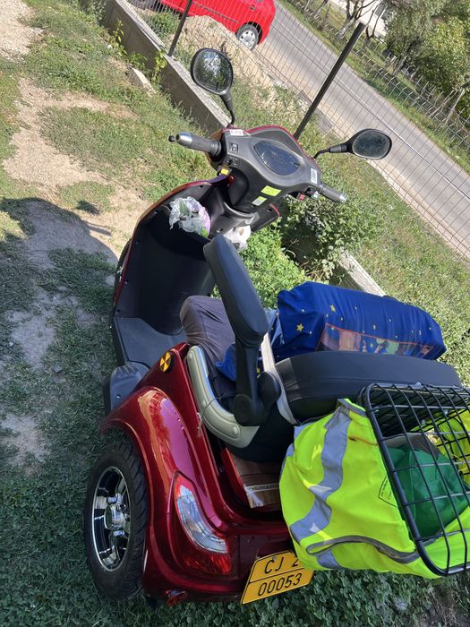 Triciclu electric NOU