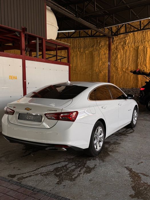 Chevrolet Malibu 2020 — 4