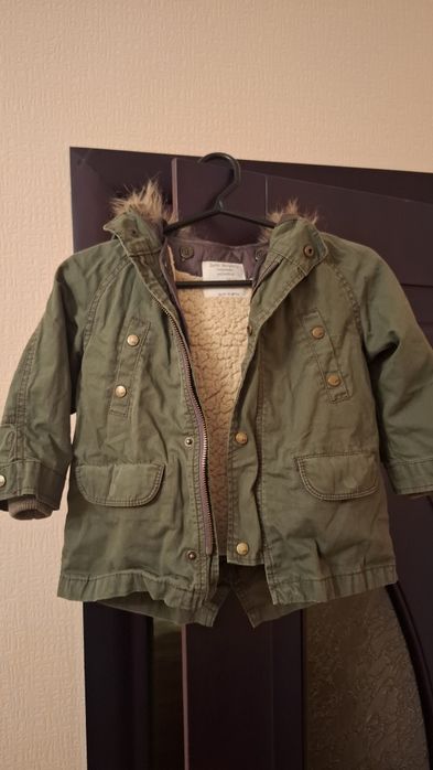 Продам детские куртки