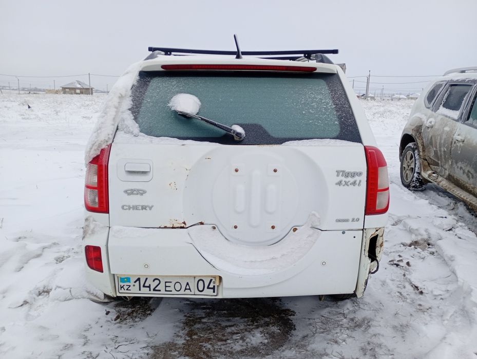 Чери Тигго 2015 газ-бензин