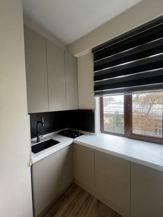 3 хонали миробод