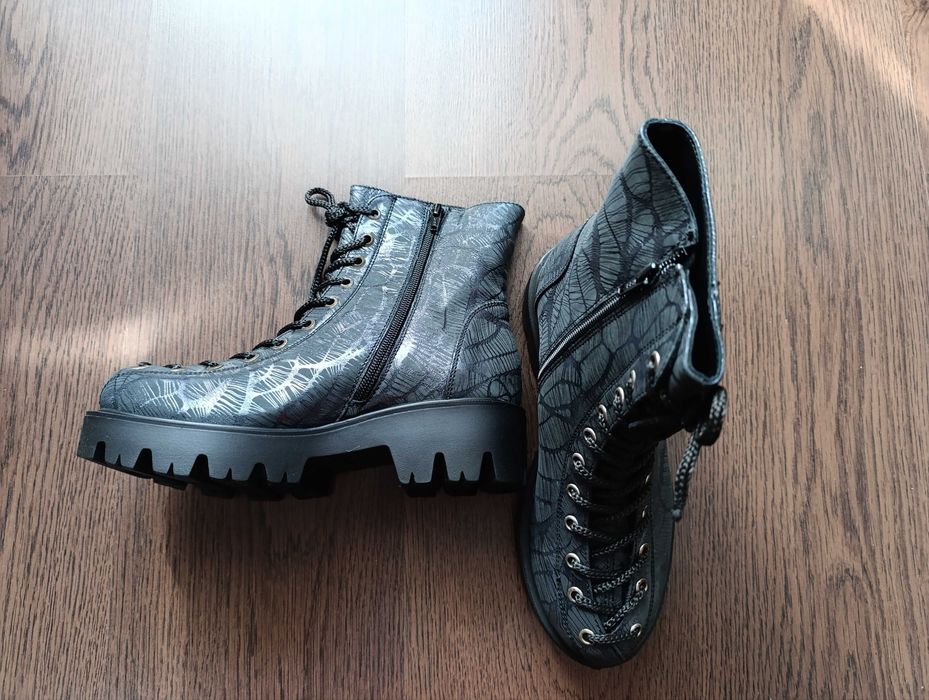 Ghete piele noi 38