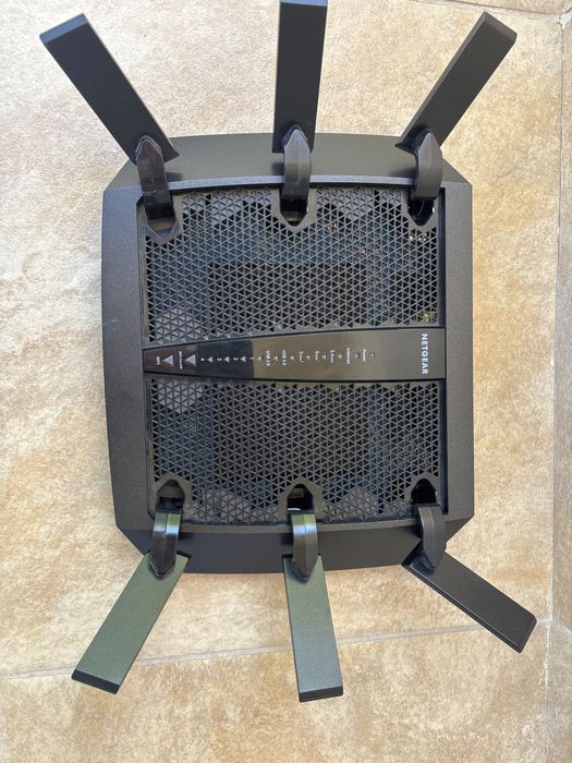 Router Netgear X6S AC400 Pentru piese