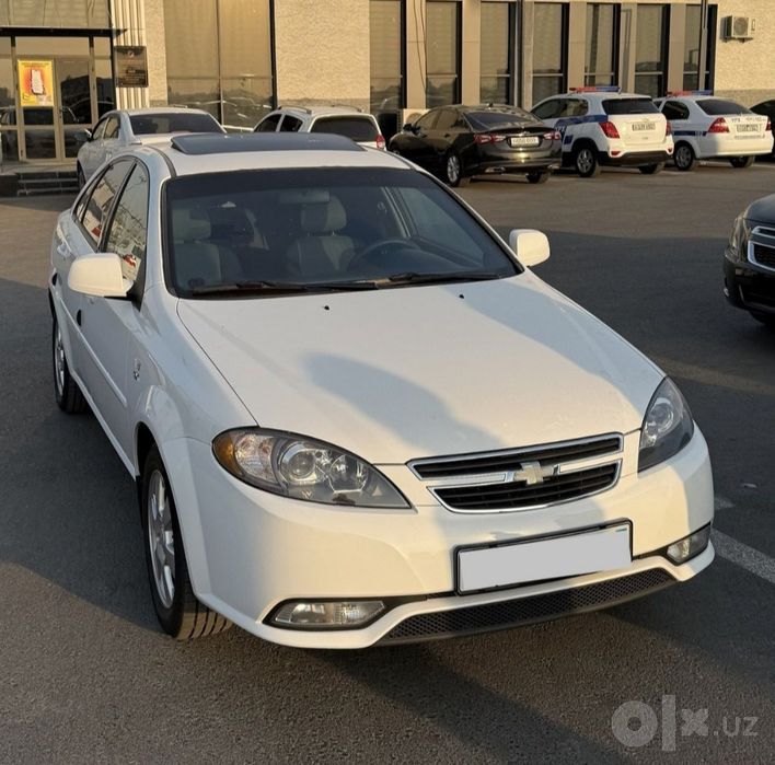 Gentra 2023Yil Avtomat 3-Pozitsiya Elegant Plus Full 300$ Bilan 1 Kund