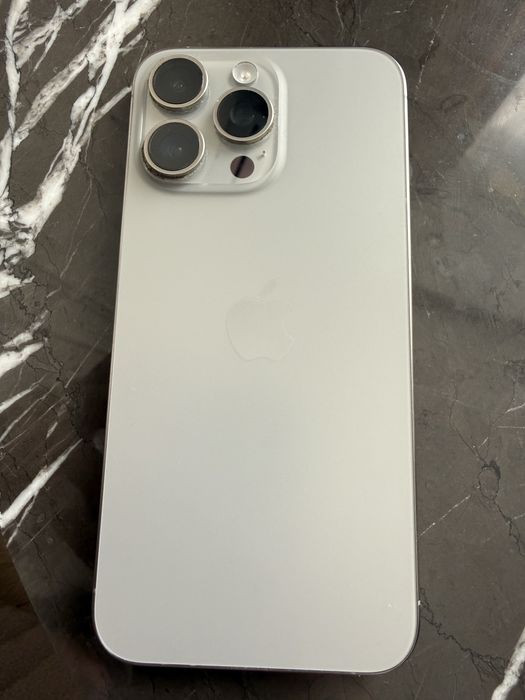 iPhone 15 Pro Max 256 GB