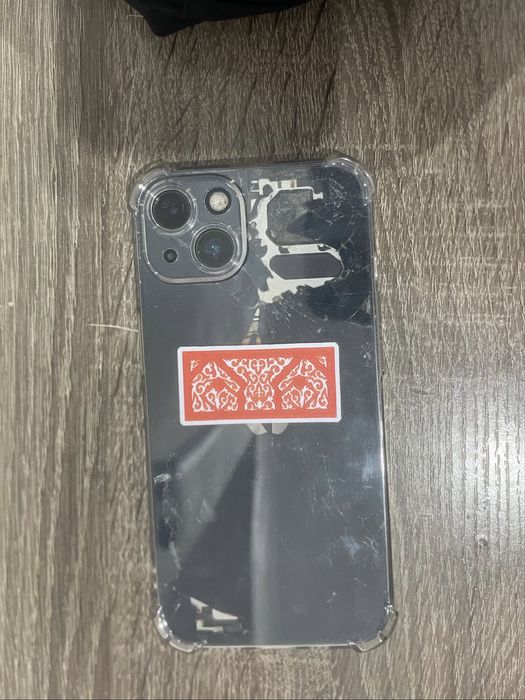 продается IPhone 13