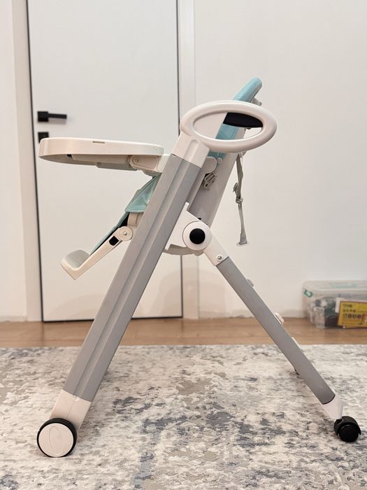 Детский столик для кормления