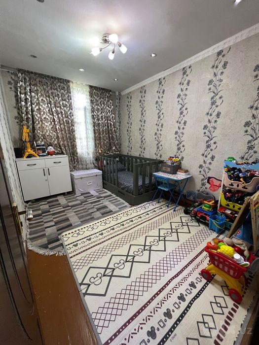 Продается 3-х комнатная квартира, в Яккасарайском районе