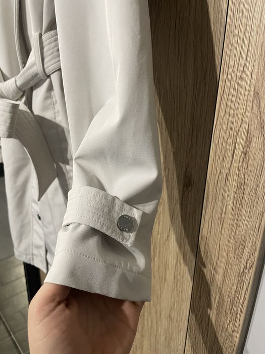 Тренч с качулка DKNY м размер