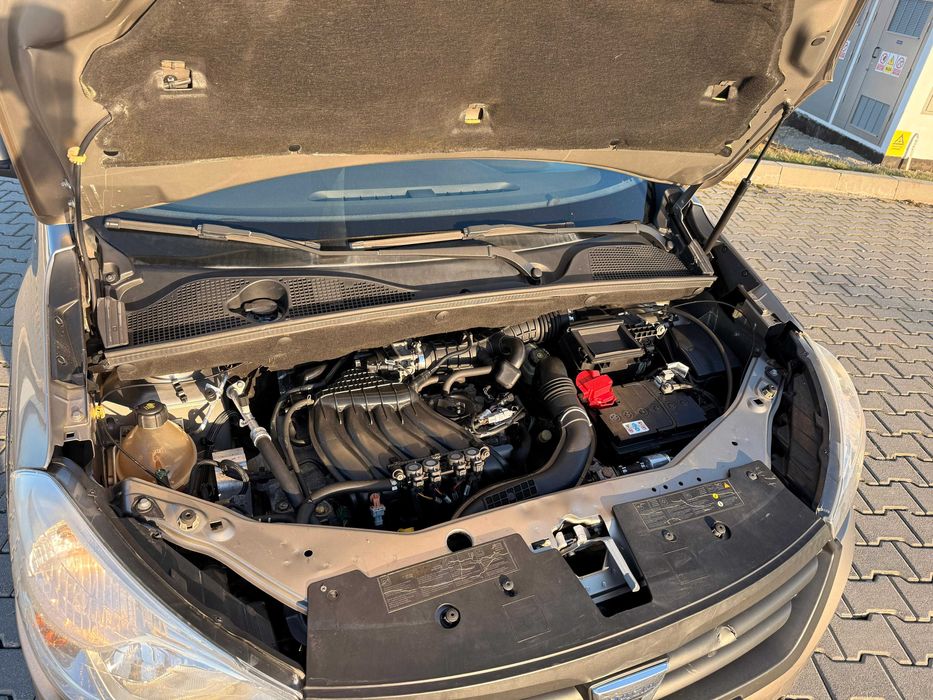 Dacia Dokker 1.6i + GPL // 2016 // AC // Pilot automat // Usor Avariat