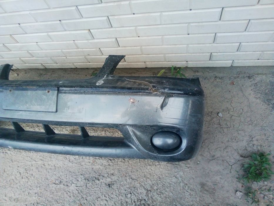 Продам бампер на киа каренс