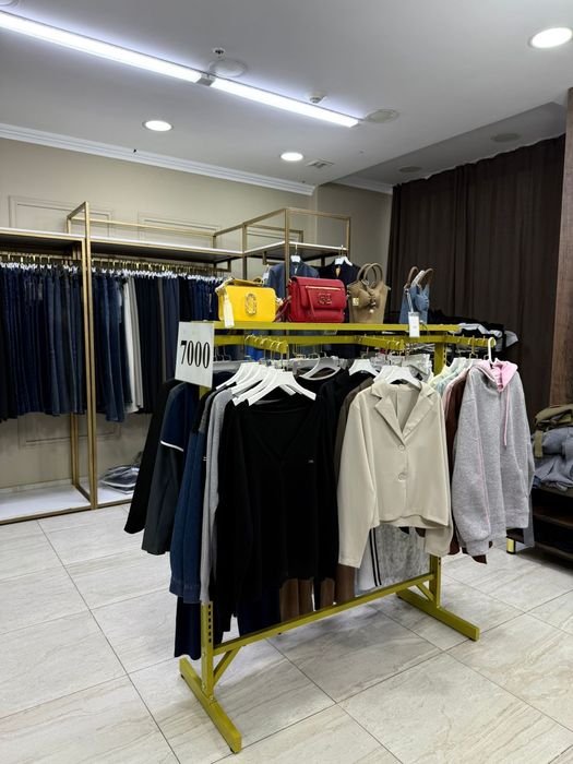 Продается стеллажи