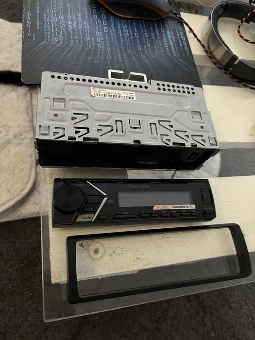 CD плейър Pioneer USB AUX