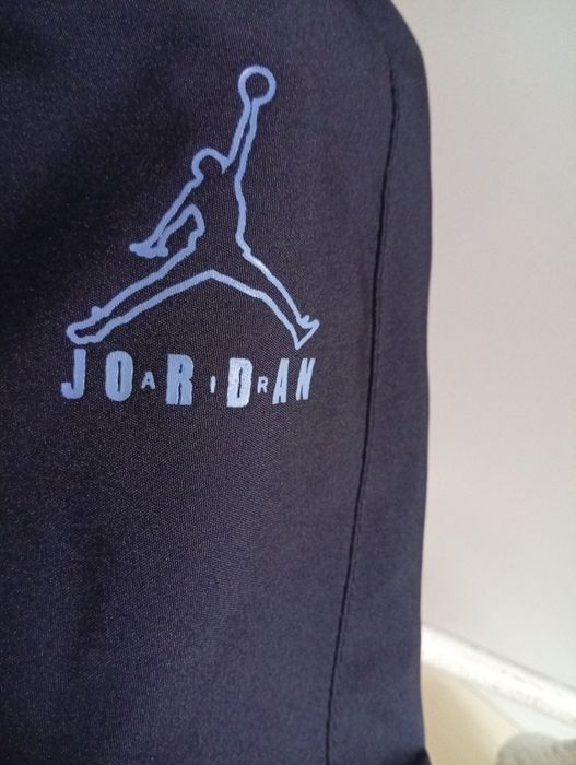 Шорты спортивные,размер S.Новые!