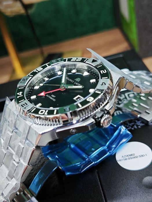 Швейцарские часы Maurice Lacroix Aikon Venturer GMT, механика