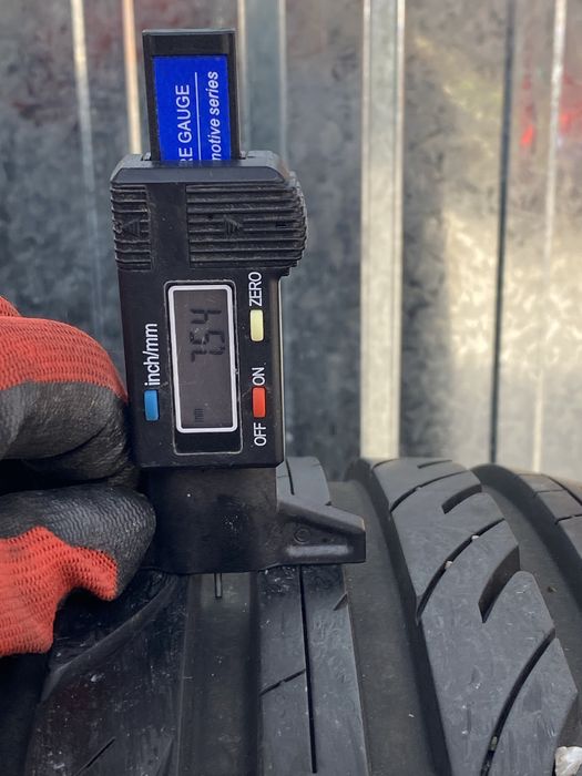 225/40/18 Летни