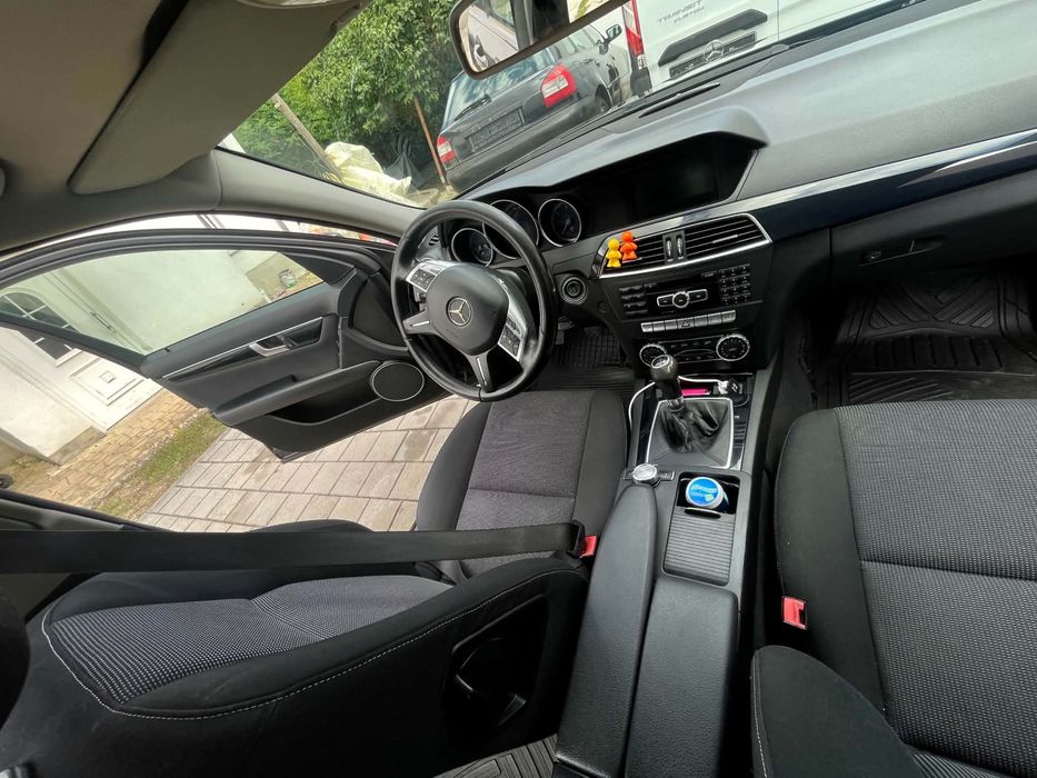 Mercedes benz c220