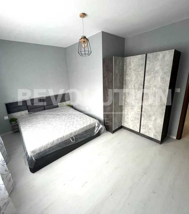 ЧИСТО НОВ! Тристаен апартамент в жк. Бриз/ С паркомясто!!!