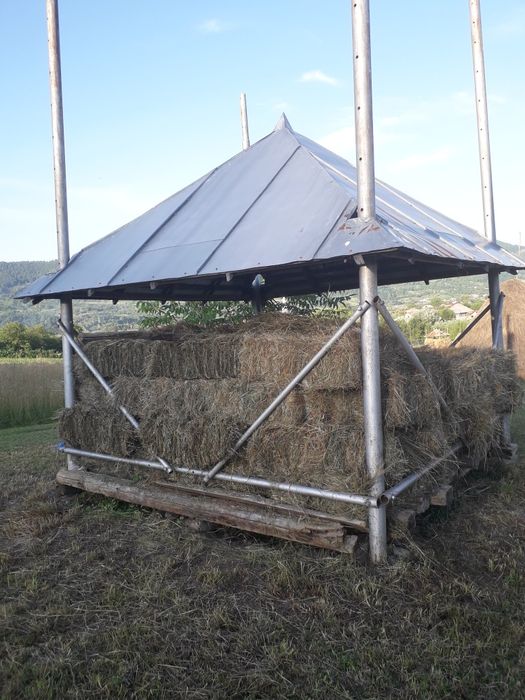 Baloti de ,fan ,otava ,lucerna