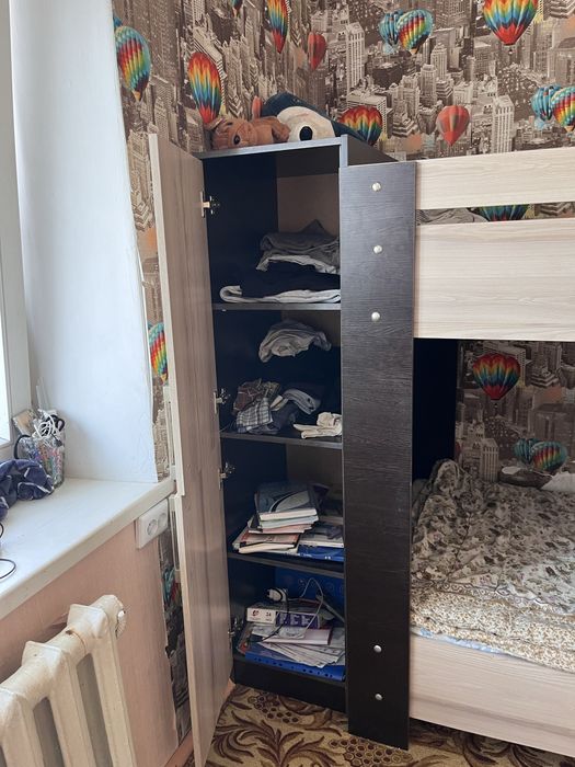 Продам мебель для спальни в детскую