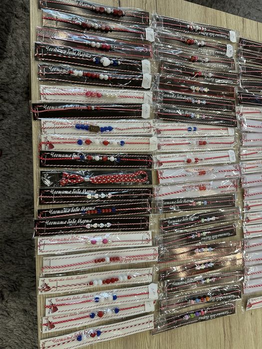 ЛОТ-ве Мартеници по 60бр.