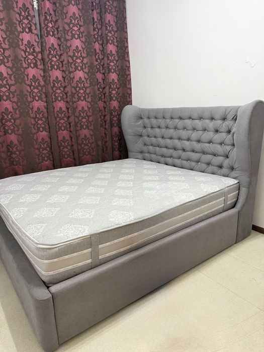 Продам кровать двуспальный