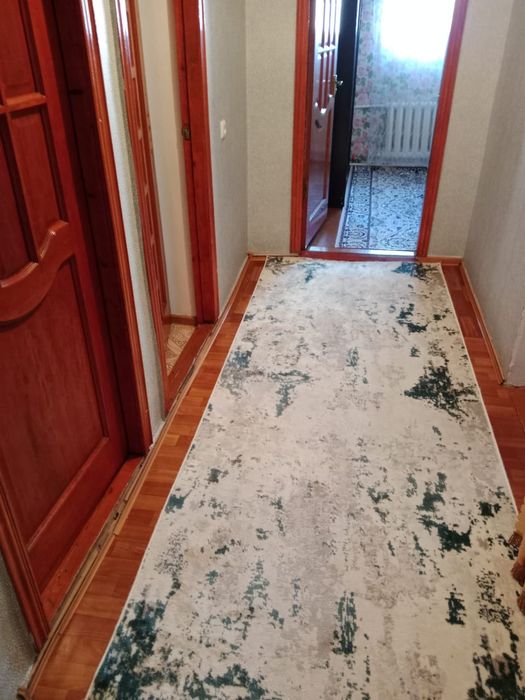 Уй сатылады. Есік каласында орталықта жақын.