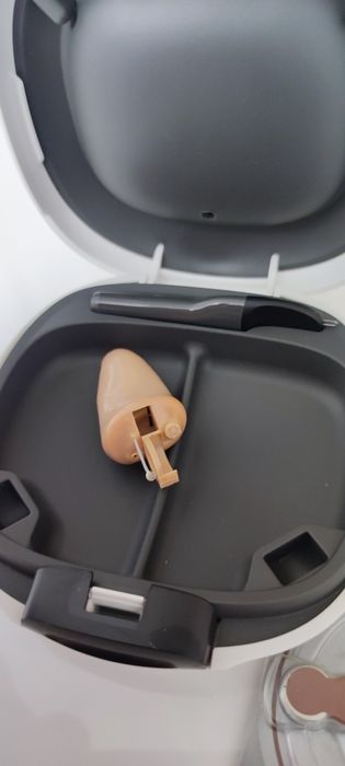 Apara auditiv/Proteză   Audika