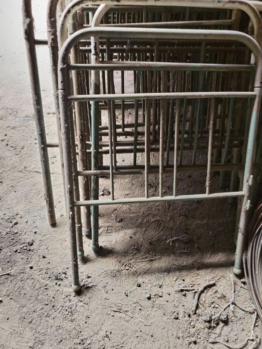 Железные детские кровати