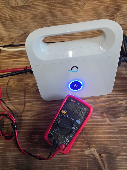 Incarcator robot piscina Dolphin Maytronics