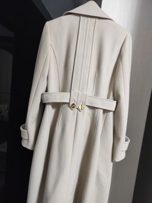 Продам красивое пальто