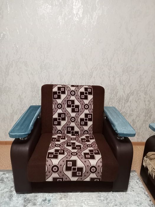 Продам диван ,кресло