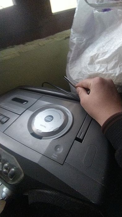 Sotiladi nomi samsung