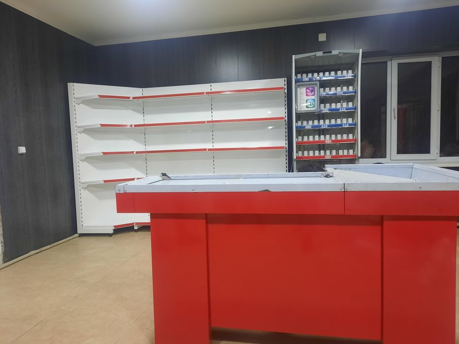 Стелажи полки витрины оборудования,прилавки хлебная корзина для специи