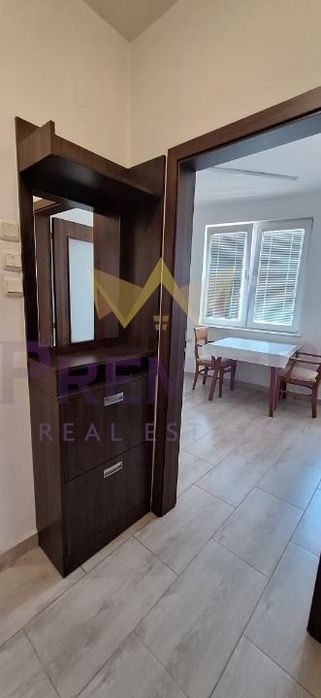 Дава се под наем Тристаен апартамент в Варна, Лятно кино Тракия - 60 кв.м за 561 € - Снимка #6