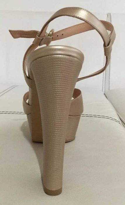 ПРОМО Сандали на висок ток