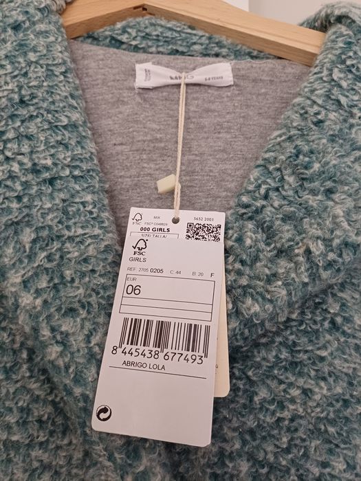 Ново, с етикет, палто Mango, 116 см -  букле