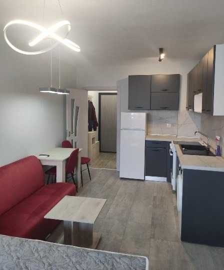 Дава се под наем Едностаен апартамент в София, Лозенец - 40 кв.м за 400 € - Снимка #2