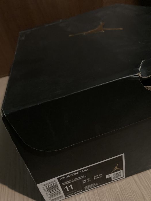 Jordan 1 Mid Reverse Bred номер 45