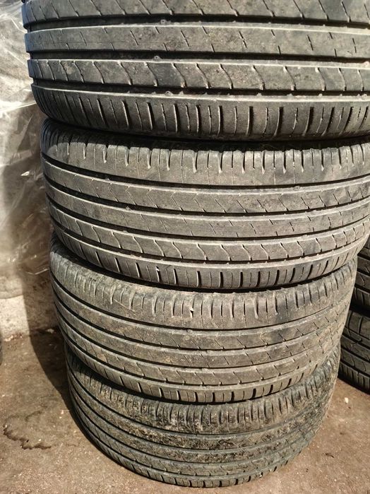 225/45/17 kumho летни