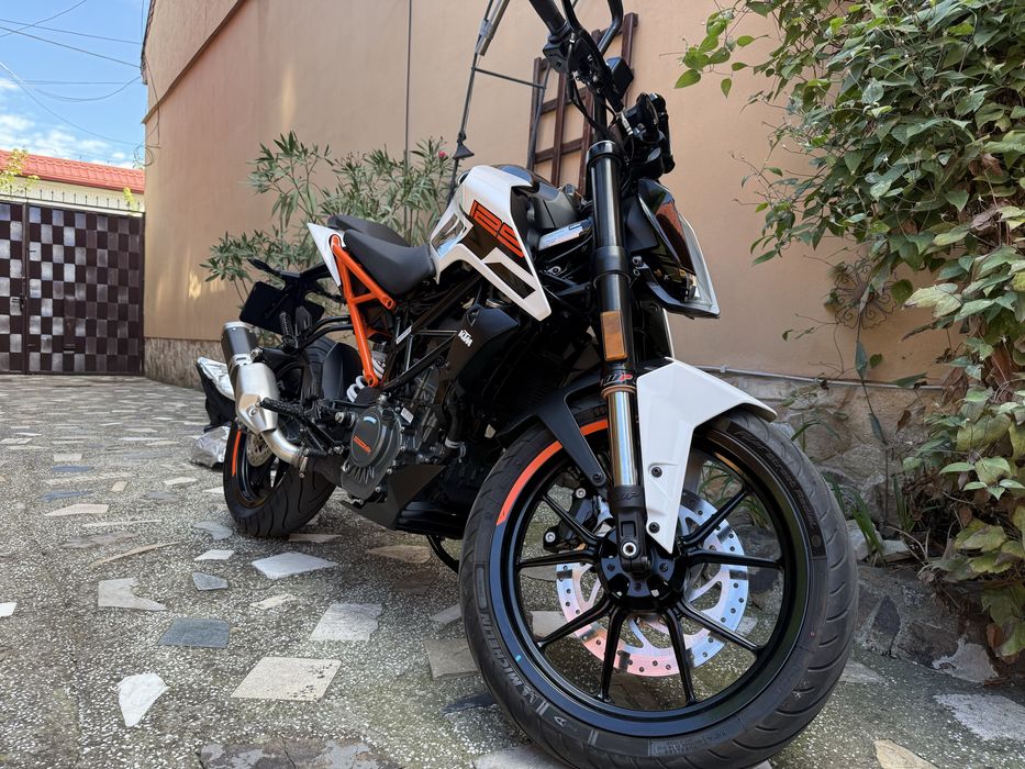KTM Duke 125 ABS 2017 – 1.174 KM – UNIC PROPRIETAR