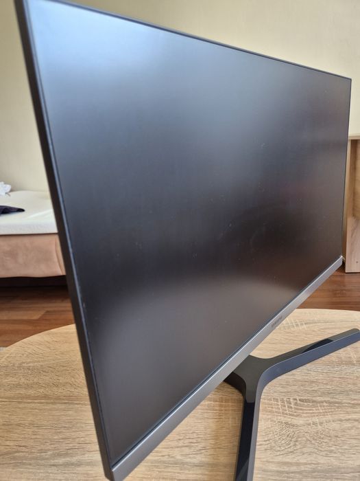 Samsung monitor plat 23.8 inch Full HD