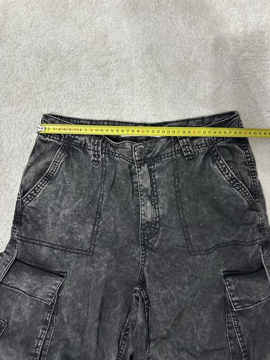 Pantalonii cargo Bershka acid wash - mult baggy
