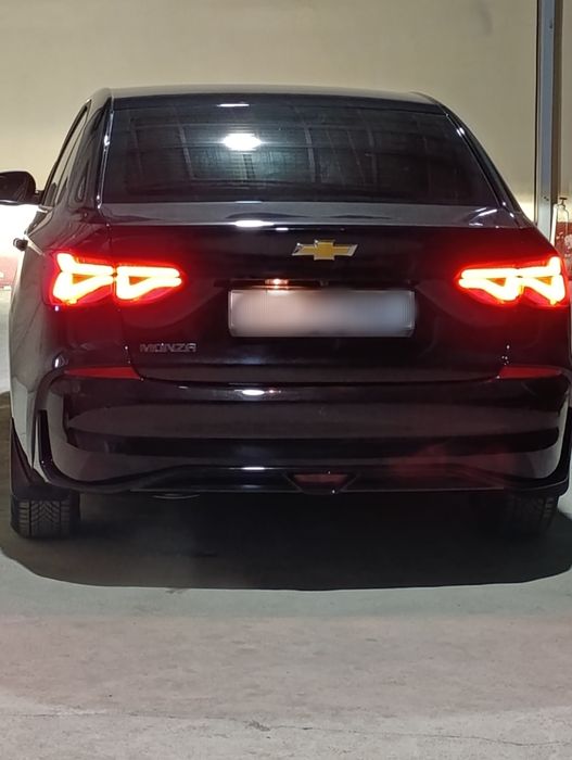 Продается автомобиль Monza