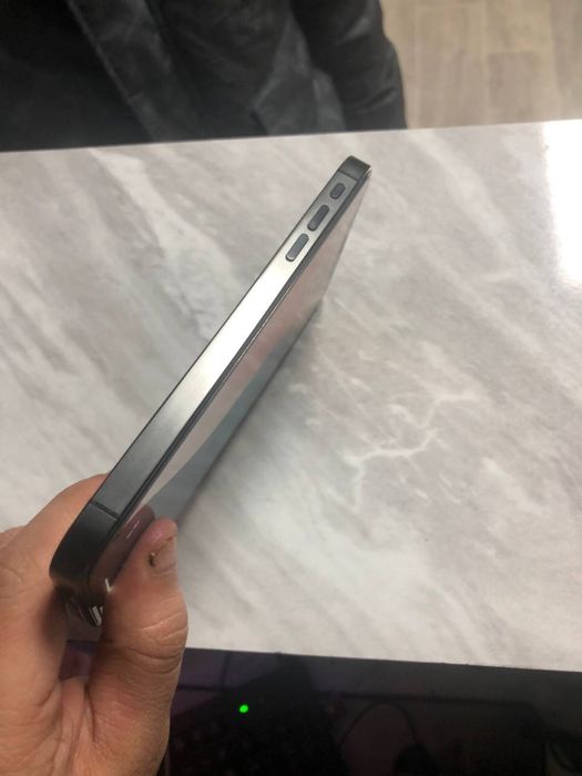 Iphone Xr 15pro korpusda ideal 93% emkost