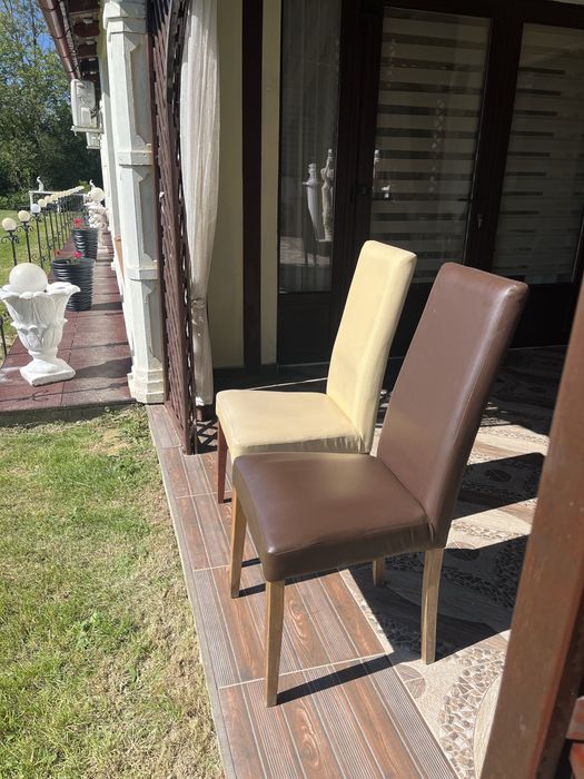 Scaune elegante maro si crem