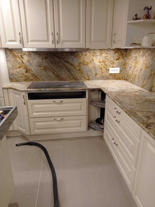 Blaturi granit marmura